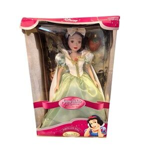 Disney Princess Snow White Brass Key  Doll Green Dress - Box Has Damage